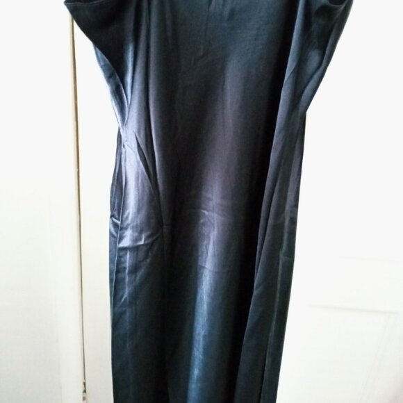 Quince 100% Silk Maxi Slip Dress. Large. Navy. Washable. Perfect Condition. - Picture 10 of 16